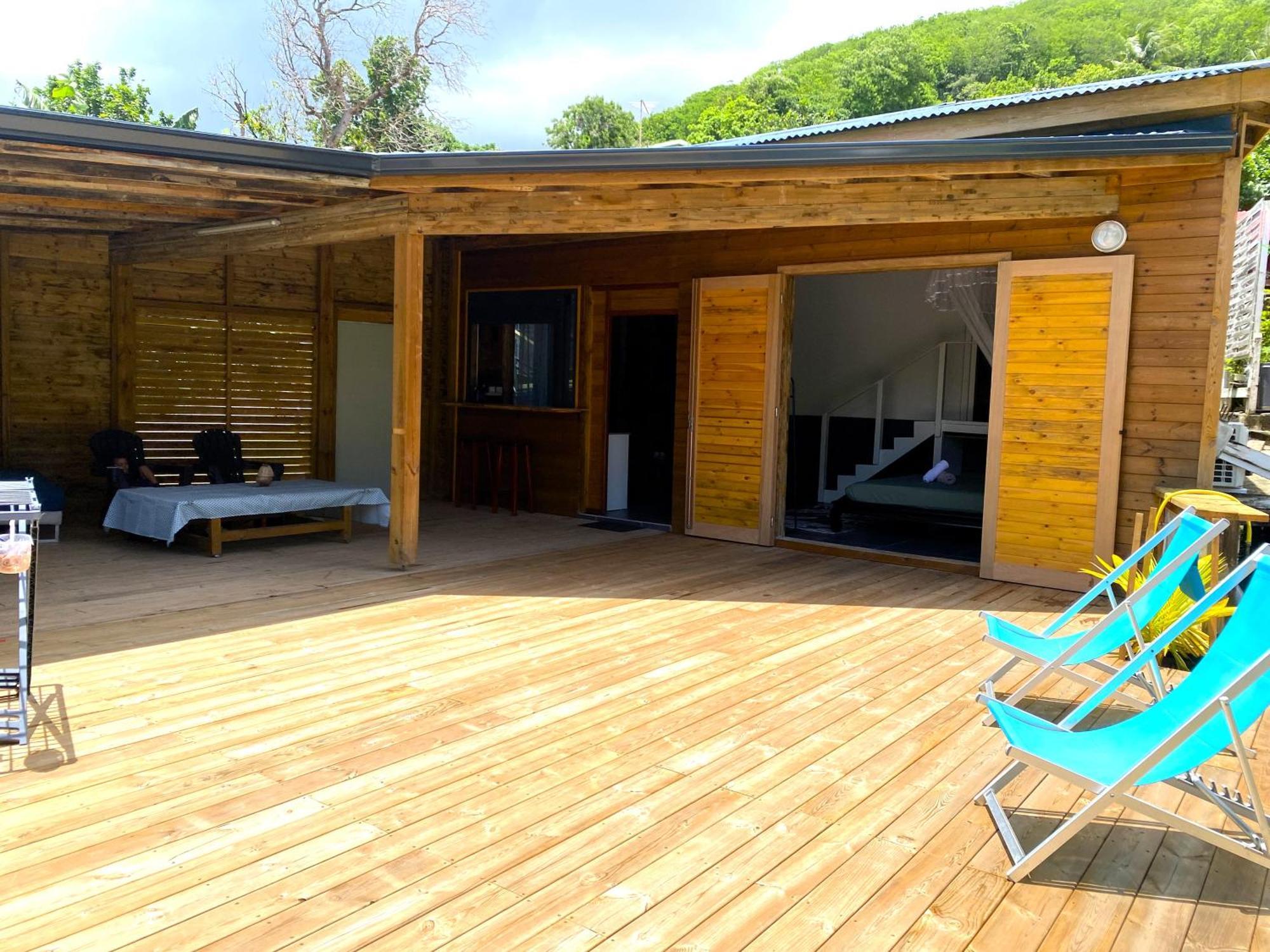 Charmant Bungalow Tout Confort Climatise - Terrasse Et Acces Plage ! Deshaies Εξωτερικό φωτογραφία